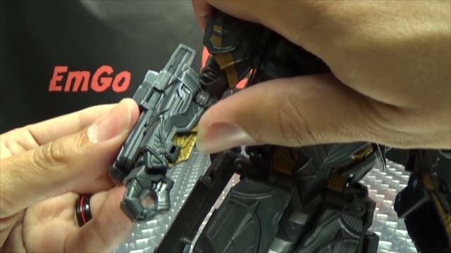 The Last Knight Voyager MEGATRON: EmGo's Transformers Reviews N' Stuff смотреть онлайн