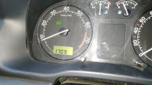 Шкода Октавия Тур 1.6 Плавают холостые обороты