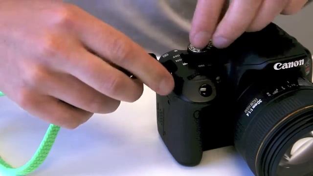 Запястный ремень JOBY DSLR Wrist Strap смотреть онлайн