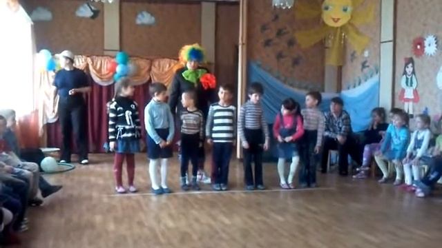 Дети читают стихи на спортивном празднике смотреть онлайн