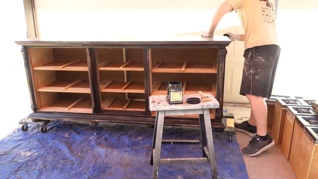 Do it yourself furniture makeover: Black dresser and nightstand смотреть онлайн