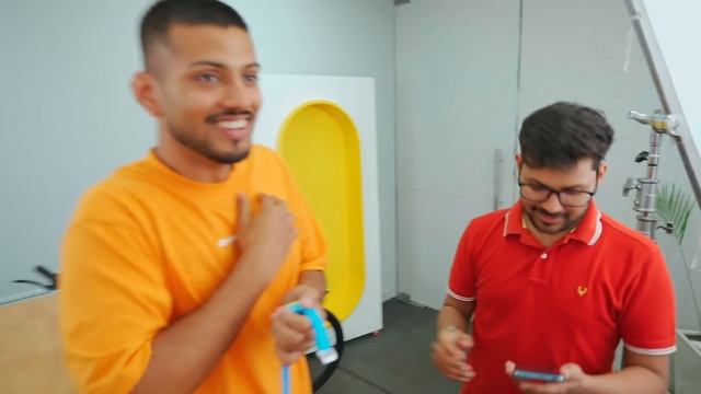 I Tried Shark Tank Products ! смотреть онлайн