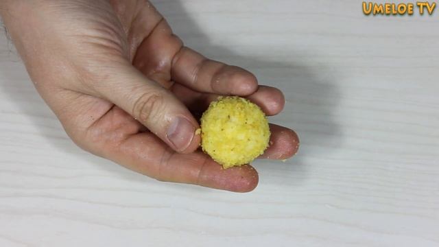 Как Сделать СЫРНЫЕ ШАРИКИ в ЧИПСАХ. Супер Вкусный Рецепт! смотреть онлайн