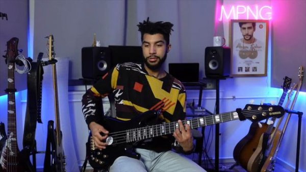 Samuel G Mpungu (MPNG) Bass Guitar Lesson - Playing Chords | ELIXIR Strings