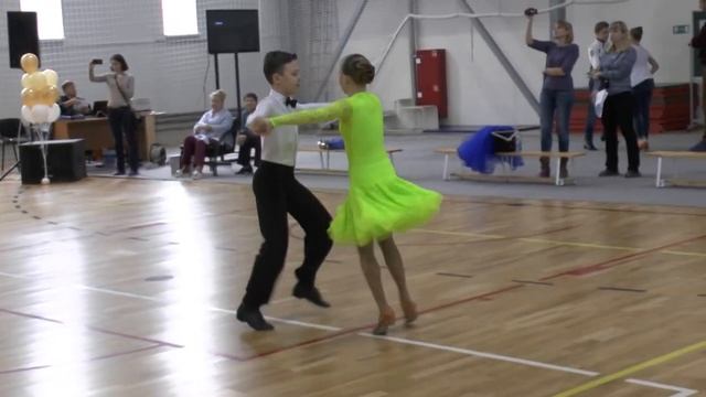 Донченко Максим и Вольхина Алина Ча-ча ча смотреть онлайн