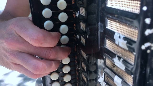 Наигрыш на гармони - На Растяг с распевом частушек смотреть онлайн
