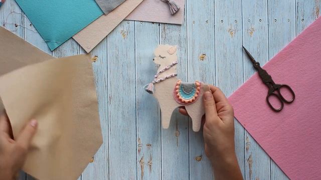 Как Сшить ЛАМУ флажок для детской| sew a llama смотреть онлайн