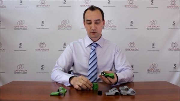 Обзор петли 7010i Fapim Loira Plus. Петля Фапим для аллюминиевых дверей.