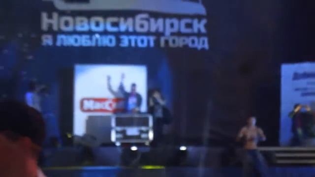 Chris Parker in Novosibirsk. День города 2014 - Новосибирск, центр событий) смотреть онлайн