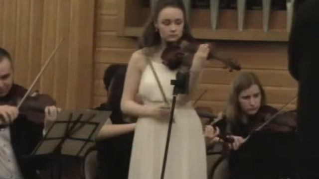 Anita_Lakhina_violin