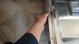 Как закрепить фасад  на посудомойку.