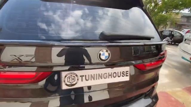 BMW X7 ? YANGICHA KO‘RINISHDA | TUNINGHOUSE.UZ JAMOSI TAYYORLAGAN X7 NI BAHOLANG смотреть онлайн