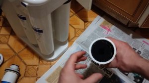 Разрезал сменные модули фильтра Морион DWM-101S от Аквафор. Показываю, что внутри.