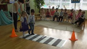 Открытое занятие в детском саду по ПДД в средней группе. Тема:  "Мишка в гостях у ребят"