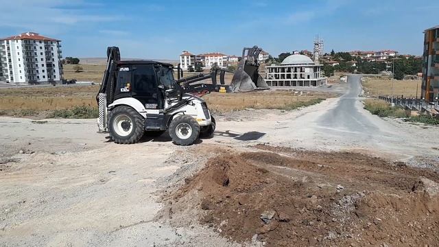 Hızlı Operatör Hidromek 102B yi Coşturuyor смотреть онлайн