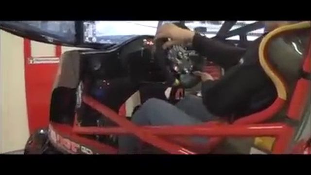 momo equipped Racing simulator By patritti