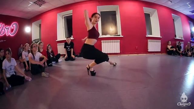 Strip | CHIKIBRO | Elina Muzafarova смотреть онлайн