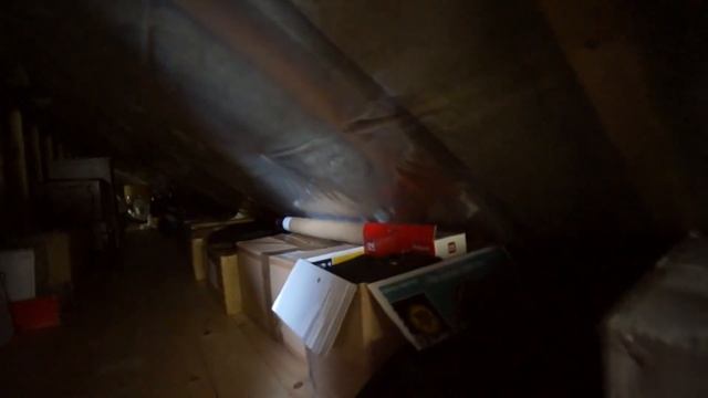Raiding My Old Games Stash in Ireland смотреть онлайн