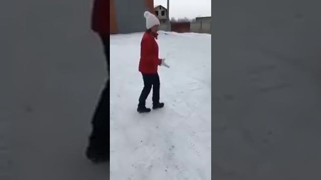 Спорткар на 8 Марта