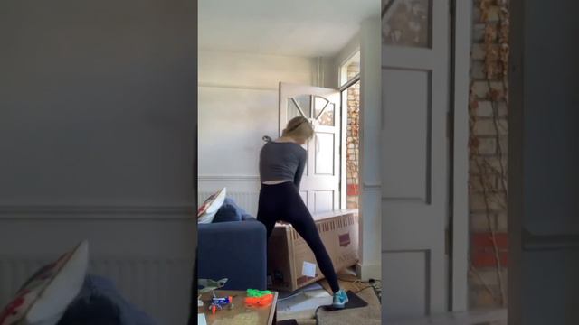 Фрея Аллан купила пианино :3 смотреть онлайн