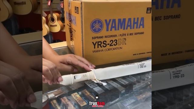 Flauta Doce Yamaha YRS-23 - Produto Transom смотреть онлайн