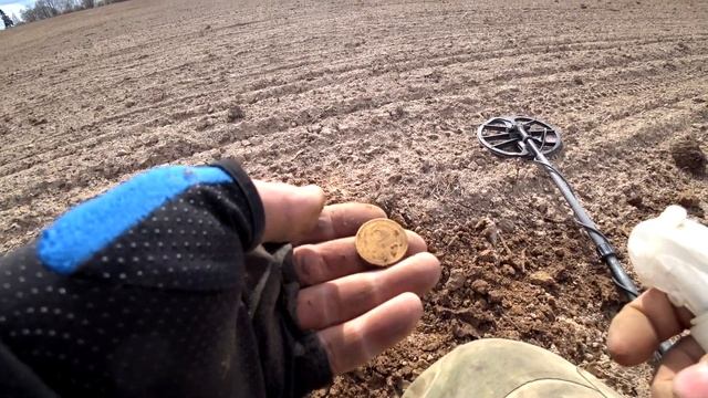 Вот это коп! новичкам везет! Серебро на выбитом поле. Кладоискатель Руся. смотреть онлайн