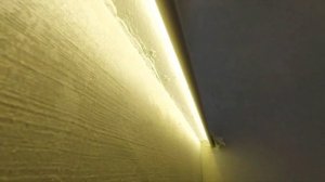 Натяжной потолок. Что стоит знать (матовый парящий, теневой Al и ПВХ, скрытый карниз, подсветка)