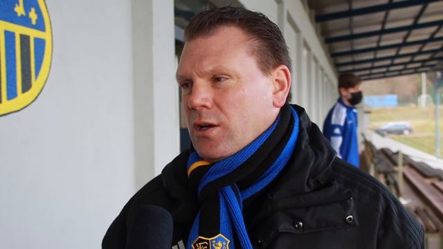 Magazin blauschwarz mit Earthman und Trainer смотреть онлайн