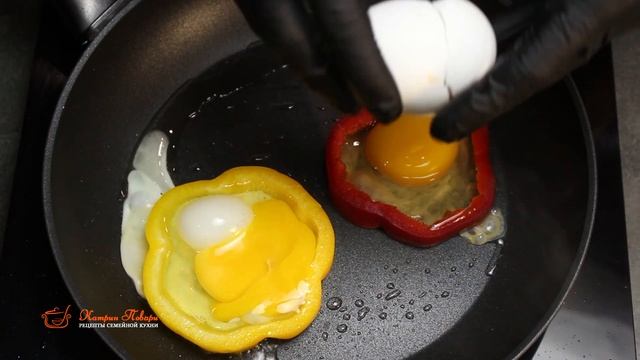 Как ОРИГИНАЛЬНО приготовить и подать яичницу на завтрак?! смотреть онлайн