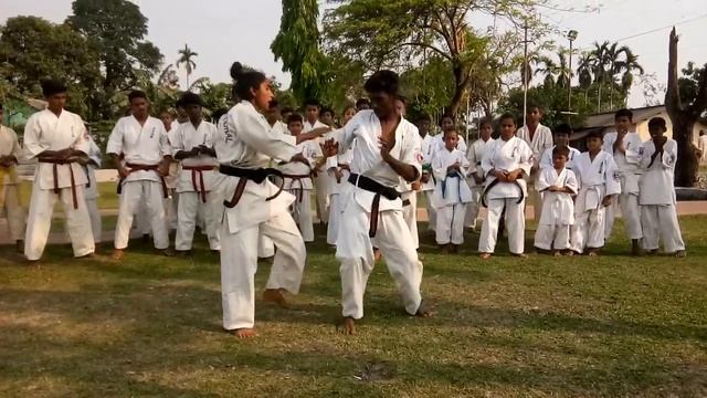 Ashihara Karate Black Belt Self Defence in Siliguri ,WB Sensei Raja Singh (Professional Trainer) смотреть онлайн