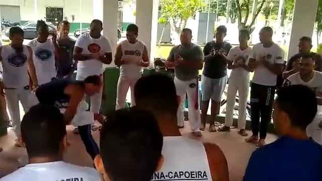 grupo Ubatã capoeira Mestre Nestor roda do grupo axé Iúna data 15/08/21 смотреть онлайн