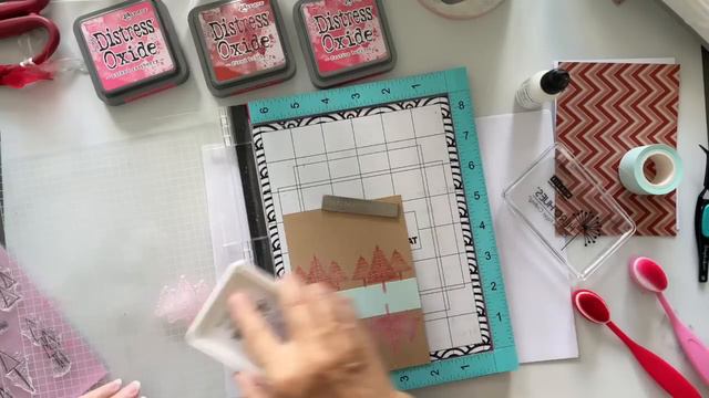 Give Your Christmas Cards A Vintage Look - Tutorial For Distressing And Aging