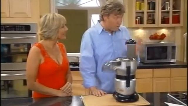 The Magic Bullet Express in Spanish - Part 1 смотреть онлайн