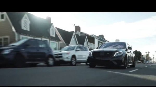 MERCEDES BENZ S63 AMG? Music? BASS HOUSE ? DEEP ?