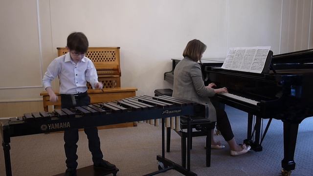 Harry Bruer "Back Talk" (xylophone) - Гарри Брюэр "Дерзкий ответ" (ксилофон) смотреть онлайн