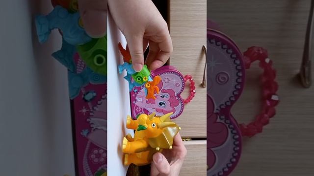 страшилка,,Почему у мамы бледное лицо" смотреть онлайн