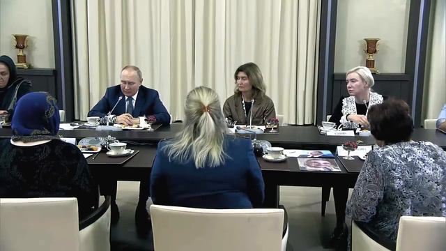 два чудовища смотреть онлайн