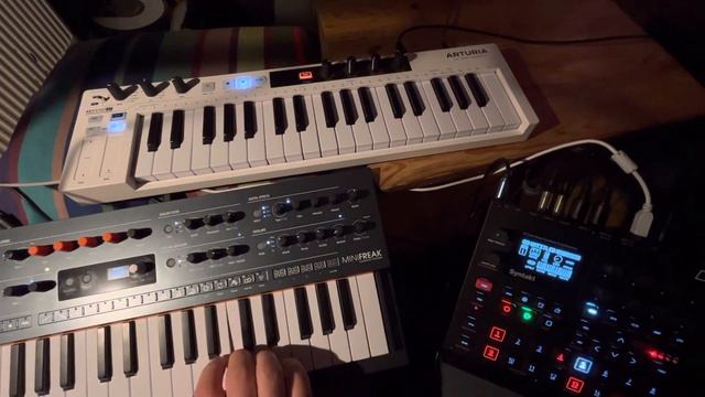 Eternal - Arturia Minifreak and Elektron Syntakt jam смотреть онлайн