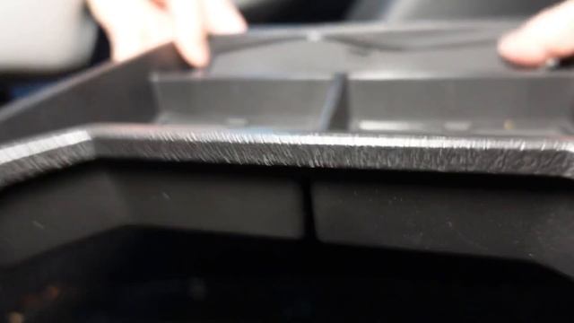 ID.4 Center Console Tray Review смотреть онлайн