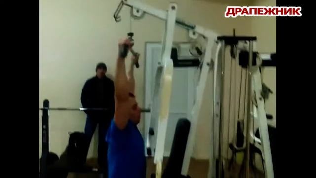 Тренажёрка. УПРАЖНЕНИЯ на тренажёрах. ЖИМ штанги лежа. Упражнения на бицепс. смотреть онлайн