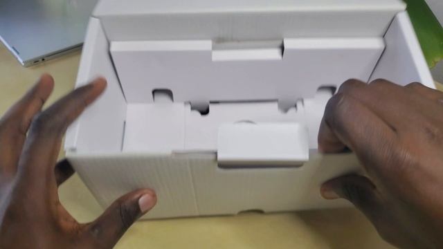 Sony XB33 Bluetooth Speaker Unboxing смотреть онлайн