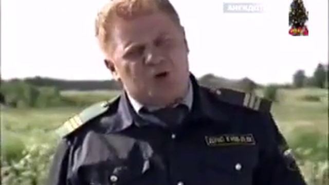 Дятька угоняет от мента смотреть онлайн