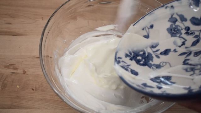 Easy and Creamy Yogurt Cake/Simple ingredients смотреть онлайн