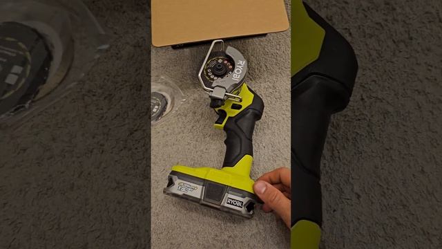 Ryobi RCT18C-0 Multimaterialschneider Mini Flex  карманная балгарка
