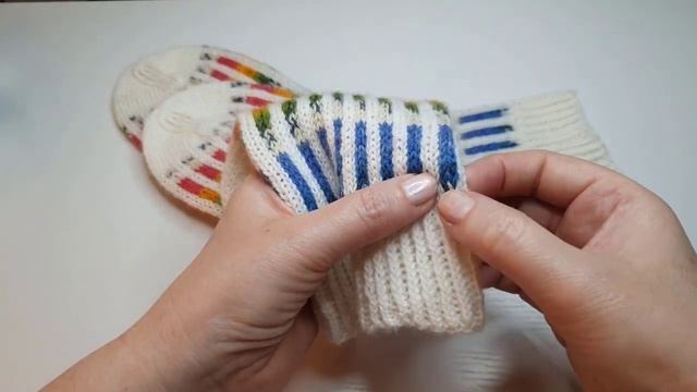 Носки Радужные. Июнь. Носочная коробочка 2023 смотреть онлайн