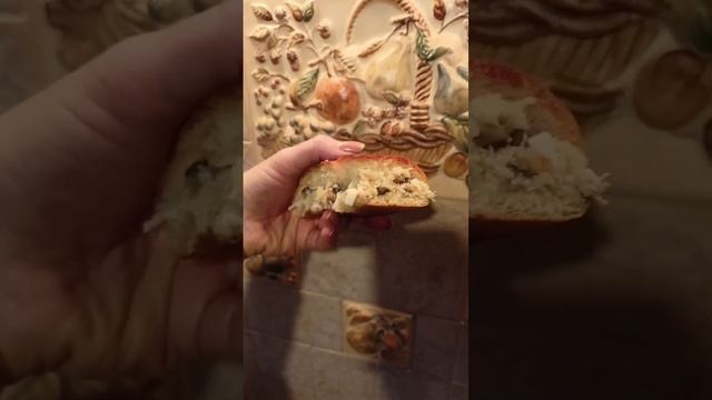 Русские пироги. Ватрушка. Пирог с грибами и курицей. Пирог с луком. Пироги от Мамы