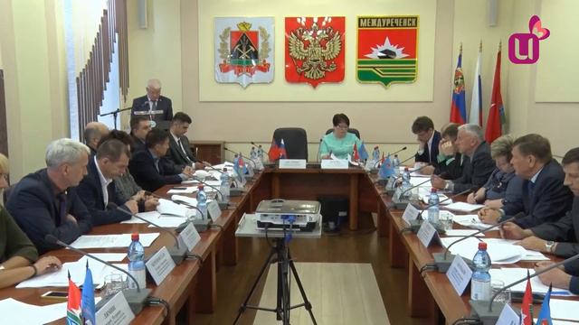 Цены на бензин все растут. Дайджест смотреть онлайн