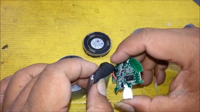 ลำโพงบลูทูธ EWA บลูมูธจิ๋วเสียงดี ซ่อมลำโพงบลูทูธ แบตเสื่อม แบตบวม Bluetooth repair, swollen batter смотреть онлайн