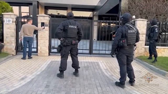 В Смоленской области при попытке пересечь границу задержана блогер Елена Блиновская Регион 67 смотреть онлайн
