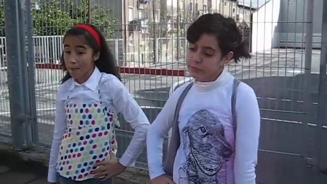 COLEGIO MONTANA DE RISA смотреть онлайн